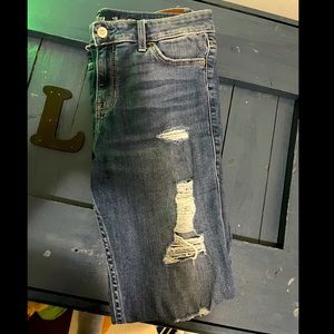 Hollister jeans size 9 (Mid rise super skinny)